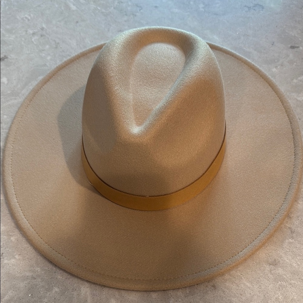 Treasure & Bond Tan Wide-Brim Hat Fedora Style